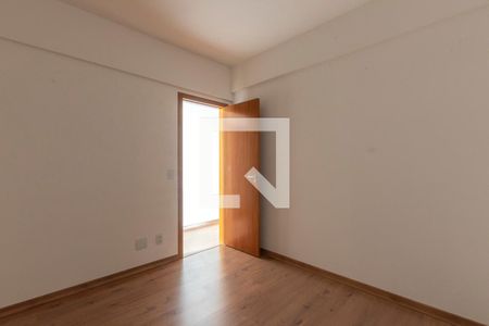 Apartamento à venda com 128m², 4 quartos e 3 vagasQuarto 4