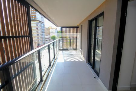 Varanda  de apartamento para alugar com 3 quartos, 107m² em Botafogo, Rio de Janeiro