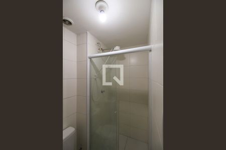 Banheiro de apartamento para alugar com 1 quarto, 32m² em Vila Ema, São Paulo