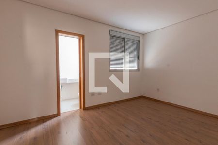 Apartamento à venda com 256m², 4 quartos e 4 vagasQuarto Suíte