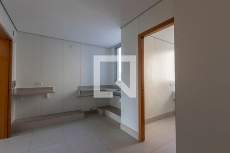 Apartamento à venda com 256m², 4 quartos e 4 vagasCozinha
