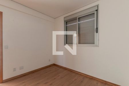 Quarto 1 de apartamento à venda com 4 quartos, 256m² em Buritis, Belo Horizonte