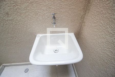 Apartamento à venda com 42m², 2 quartos e sem vaga Apartamento à venda com 42m², 2 quartos e sem vagaÁrea de serviço