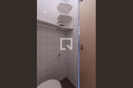 Apartamento à venda com 76m², 3 quartos e sem vagaBanheiro de serviço