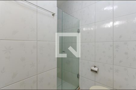 Apartamento à venda com 76m², 3 quartos e sem vagaBanheiro social