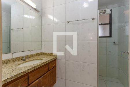 Apartamento à venda com 76m², 3 quartos e sem vagaBanheiro social