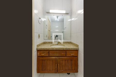 Apartamento à venda com 76m², 3 quartos e sem vagaBanheiro social