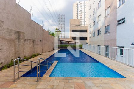 Apartamento à venda com 31m², 1 quarto e sem vaga Apartamento à venda com 31m², 1 quarto e sem vagaÁrea comum - Piscina