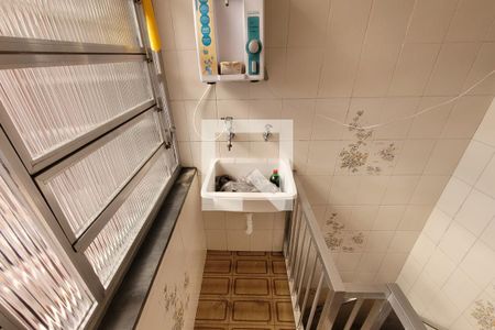 Casa à venda com 217m², 4 quartos e 7 vagas Casa à venda com 217m², 4 quartos e 7 vagasÁrea de Serviço