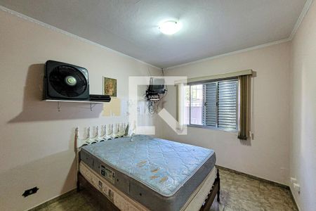 Quarto 1 de casa para alugar com 4 quartos, 217m² em Vila Liviero, São Paulo