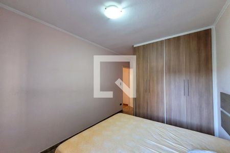 Casa à venda com 217m², 4 quartos e 7 vagas Casa à venda com 217m², 4 quartos e 7 vagasQuarto 2