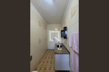 Casa à venda com 217m², 4 quartos e 7 vagas Casa à venda com 217m², 4 quartos e 7 vagasBanheiro Social