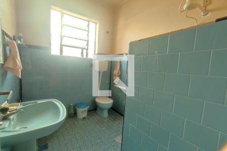 Casa à venda com 600m², 5 quartos e 8 vagas Casa à venda com 600m², 5 quartos e 8 vagasBanheiro