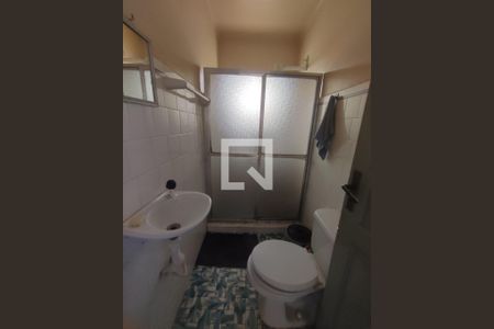 Casa à venda com 600m², 5 quartos e 8 vagas Casa à venda com 600m², 5 quartos e 8 vagasBanheiro