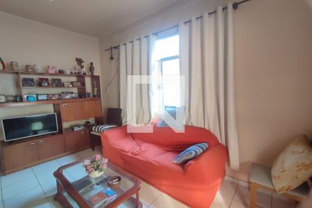 Sala  de casa à venda com 5 quartos, 600m² em Taquara, Rio de Janeiro