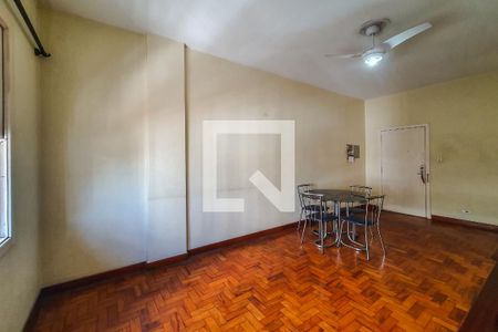 Apartamento à venda com 82m², 2 quartos e sem vagasala