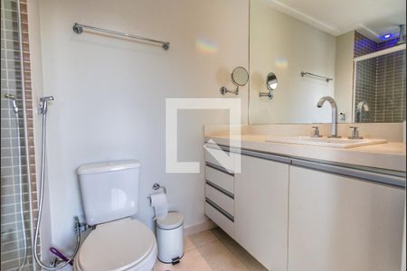 Banheiro de apartamento para alugar com 1 quarto, 42m² em Jardim Vila Mariana, São Paulo