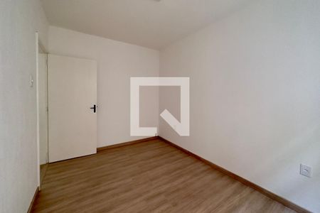 Quarto 1 de apartamento à venda com 2 quartos, 60m² em Cristal, Porto Alegre