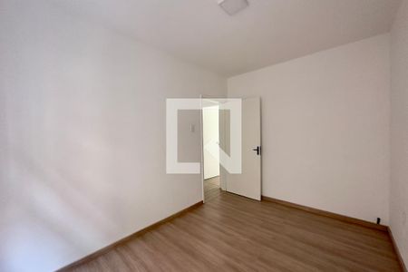 Quarto 1 de apartamento à venda com 2 quartos, 60m² em Cristal, Porto Alegre