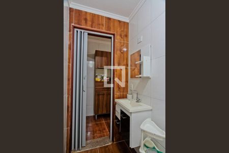 Casa à venda com 600m², 3 quartos e 8 vagasEdícula - banheiro