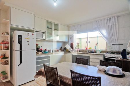 Casa à venda com 600m², 3 quartos e 8 vagasCozinha