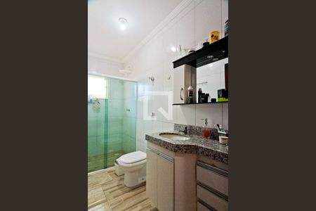 Casa à venda com 600m², 3 quartos e 8 vagasBanheiro