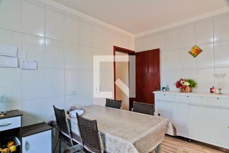 Casa à venda com 600m², 3 quartos e 8 vagasCozinha