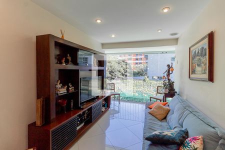Sala de apartamento à venda com 3 quartos, 77m² em Cosme Velho, Rio de Janeiro
