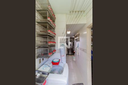 Apartamento à venda com 77m², 3 quartos e 2 vagasÁrea de Serviço