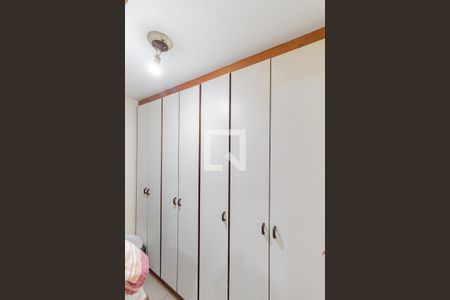 Apartamento à venda com 77m², 3 quartos e 2 vagasQuarto de Serviço