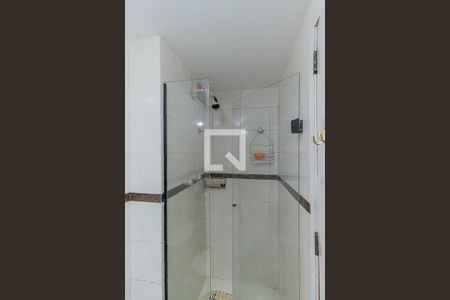 Apartamento à venda com 77m², 3 quartos e 2 vagasBanheiro Social