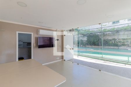 Apartamento à venda com 77m², 3 quartos e 2 vagasSalão de Festas