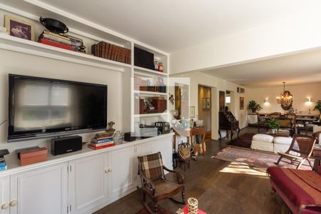 Apartamento à venda com 194m², 3 quartos e 2 vagas Apartamento à venda com 194m², 3 quartos e 2 vagasSala