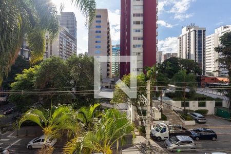 Apartamento à venda com 194m², 3 quartos e 2 vagas Apartamento à venda com 194m², 3 quartos e 2 vagasVista