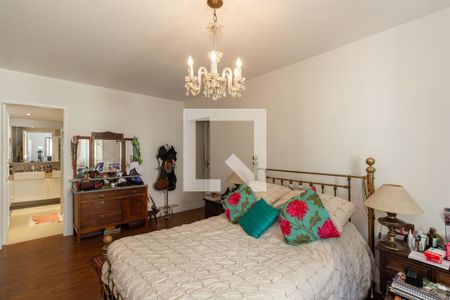 Apartamento à venda com 194m², 3 quartos e 2 vagas Apartamento à venda com 194m², 3 quartos e 2 vagasSuíte