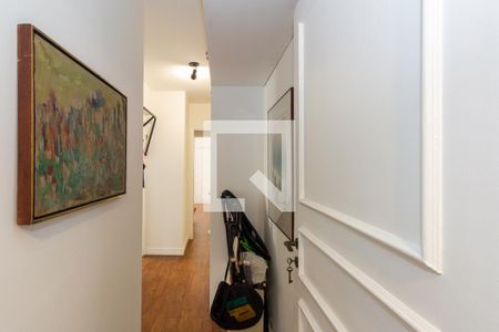 Apartamento à venda com 194m², 3 quartos e 2 vagas Apartamento à venda com 194m², 3 quartos e 2 vagasCorredor