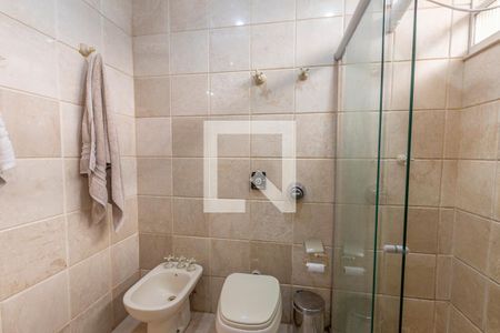 Casa à venda com 286m², 4 quartos e 4 vagasBanheiro