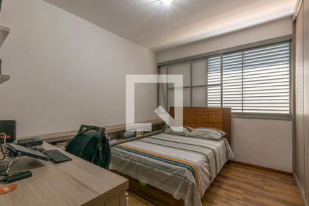 Casa à venda com 286m², 4 quartos e 4 vagasQuarto 1