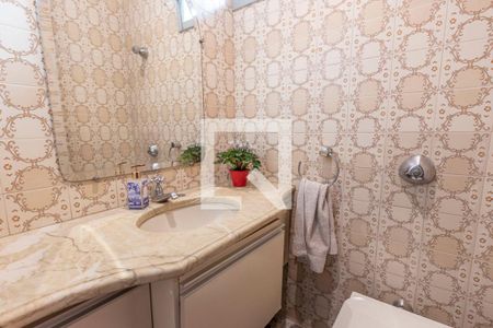 Casa à venda com 286m², 4 quartos e 4 vagasBanheiro