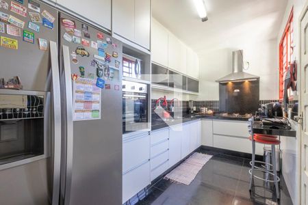 Casa à venda com 286m², 4 quartos e 4 vagasCozinha