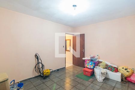 Casa à venda com 239m², 3 quartos e 4 vagasQuarto Edícula