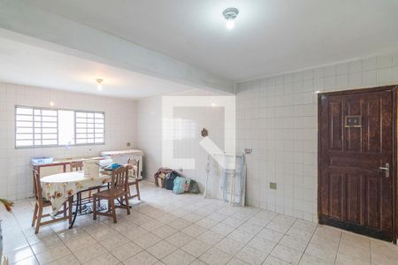 Casa à venda com 239m², 3 quartos e 4 vagasSala Edícula