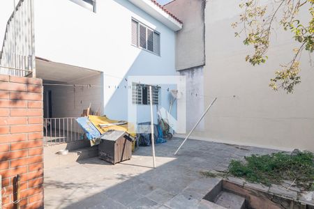 Casa à venda com 239m², 3 quartos e 4 vagasQuintal