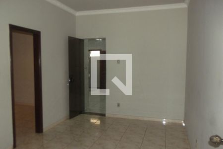 Sala de casa para alugar com 3 quartos, 100m² em Pilares, Rio de Janeiro