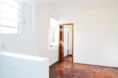 Sala de kitnet/studio para alugar com 1 quarto, 38m² em Santa Ifigênia, São Paulo