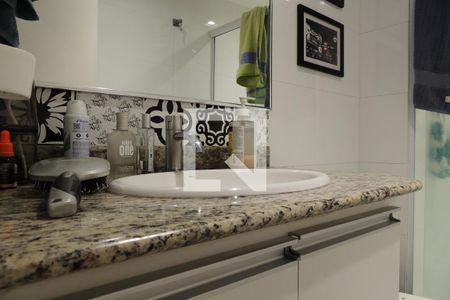Apartamento à venda com 160m², 3 quartos e 2 vagasBanheiro social 2