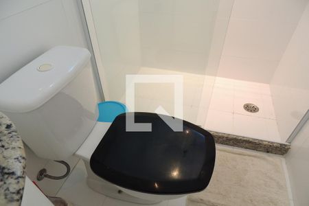 Apartamento à venda com 160m², 3 quartos e 2 vagasBanheiro social 1
