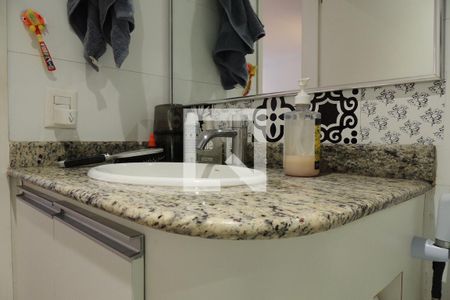 Apartamento à venda com 160m², 3 quartos e 2 vagasBanheiro social 2