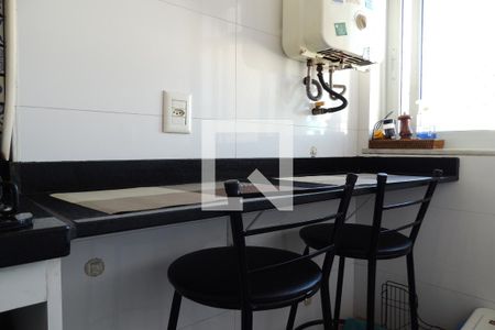 Apartamento à venda com 160m², 3 quartos e 2 vagasCozinha - Armários
