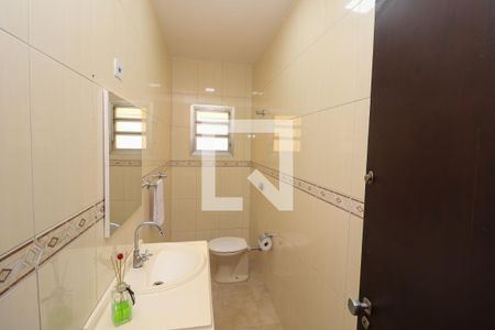Casa para alugar com 184m², 3 quartos e 3 vagasBanheiro 2